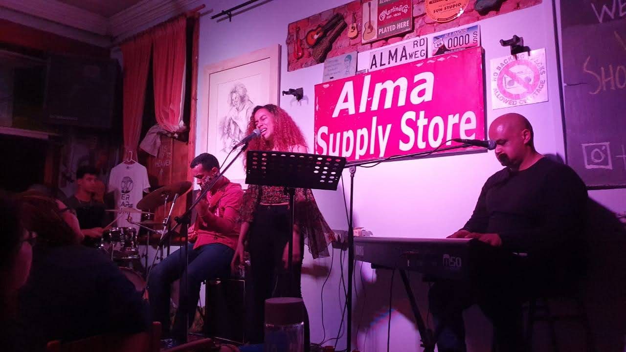 Hannah Kerchhoff performing live