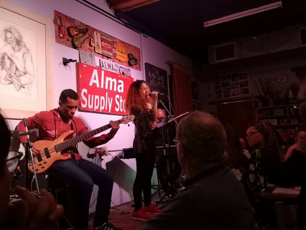 Hannah Kerchhoff performing live