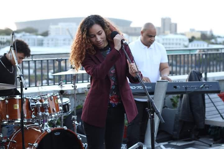 Hannah Kerchhoff performing live